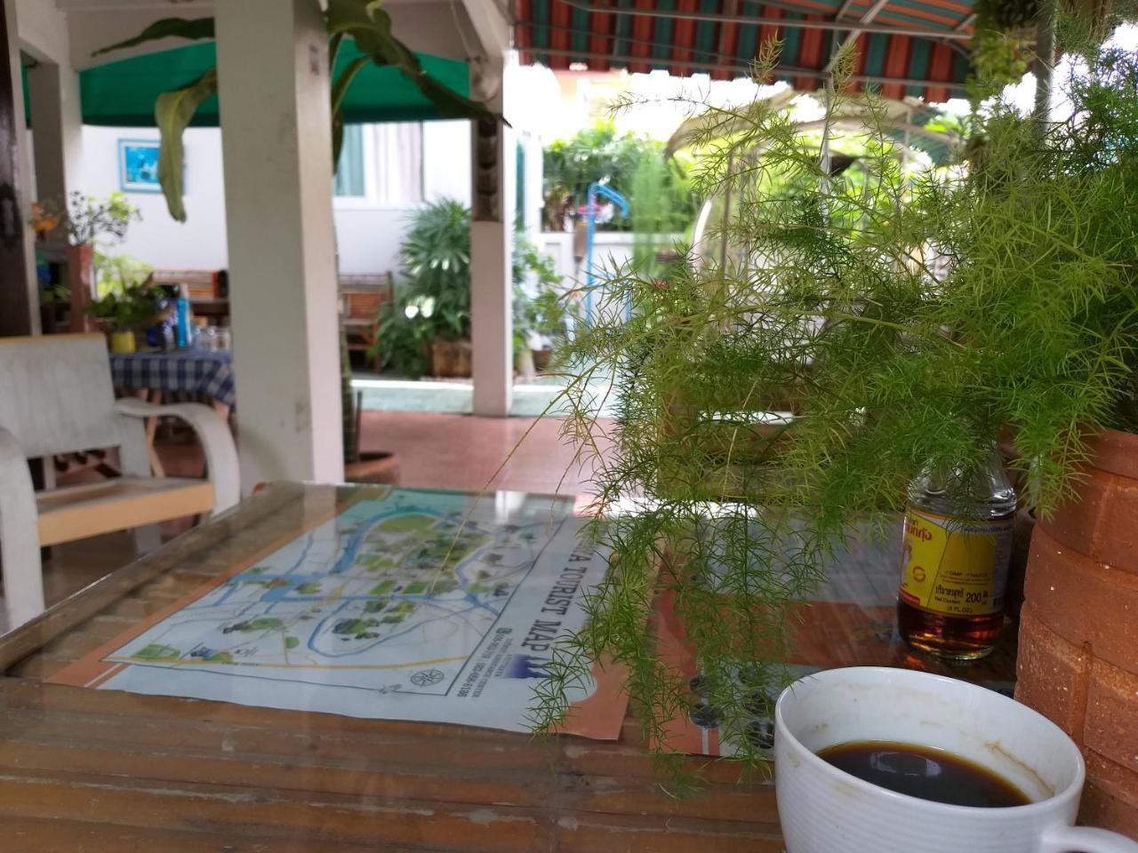 Srikrung Guesthouse Phra Nakhon Si Ayutthaya Exterior foto